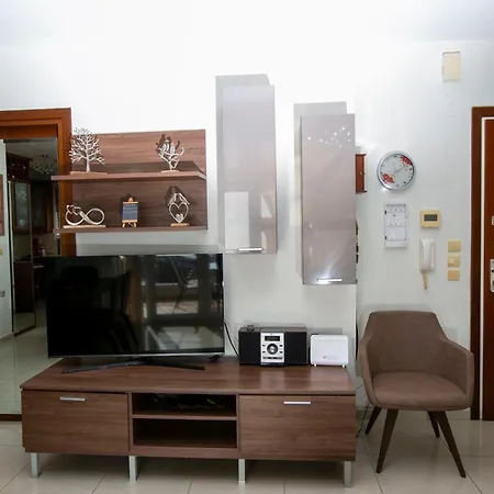 Kathys Sea View Apartamento *
